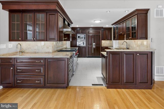 328 DODDS LN, Princeton, NJ 08540