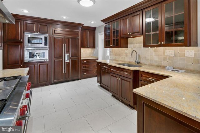 328 DODDS LN, Princeton, NJ 08540