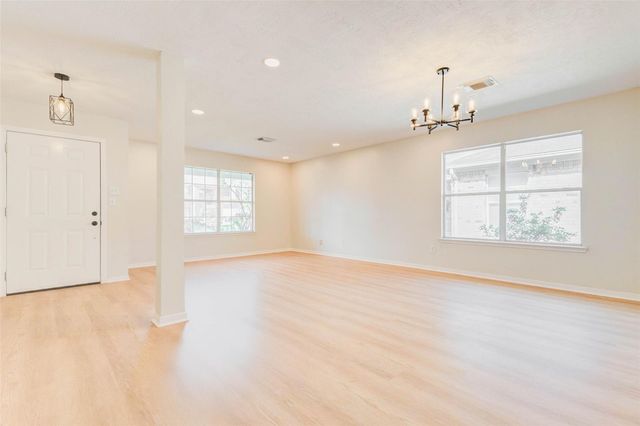 5318 Cilantro Lane, Baytown, TX 77521