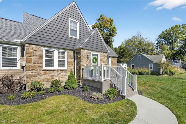 39119 Johnnycake Ridge Road, Willoughby, OH 44094