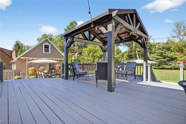 39119 Johnnycake Ridge Road, Willoughby, OH 44094