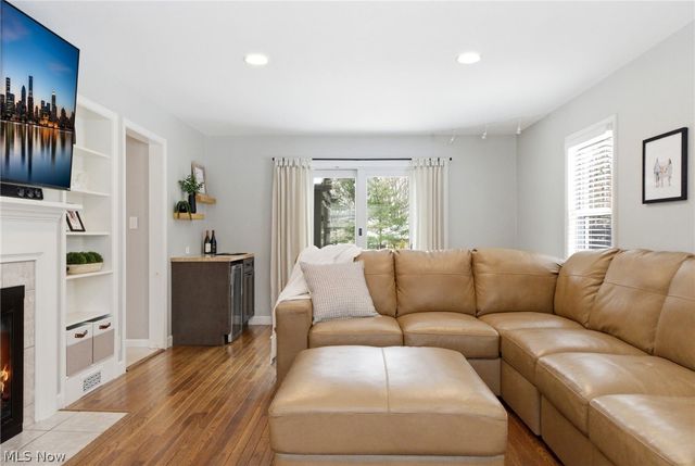 39119 Johnnycake Ridge Road, Willoughby, OH 44094