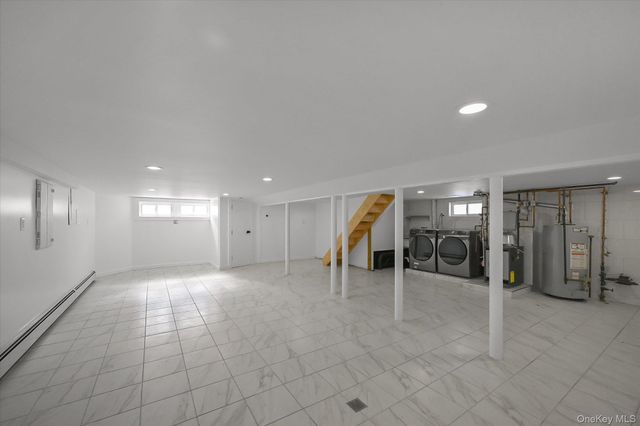 154-25 13th Avenue, Whitestone, NY 11357