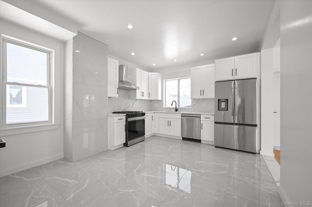 154-25 13th Avenue, Whitestone, NY 11357