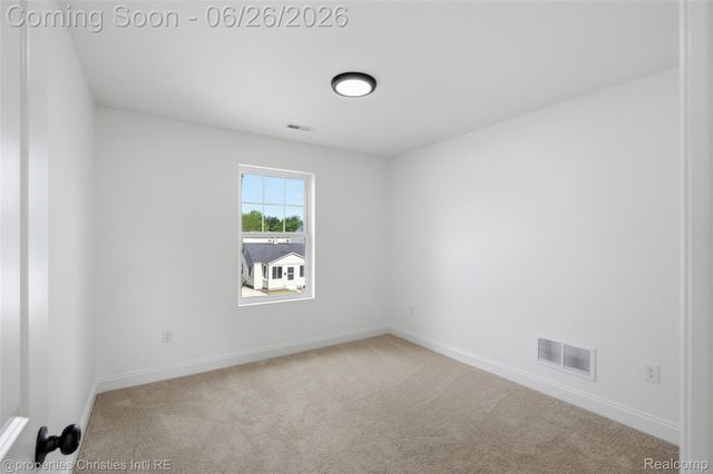 27824 Groveland Street, Madison Heights, MI 48071