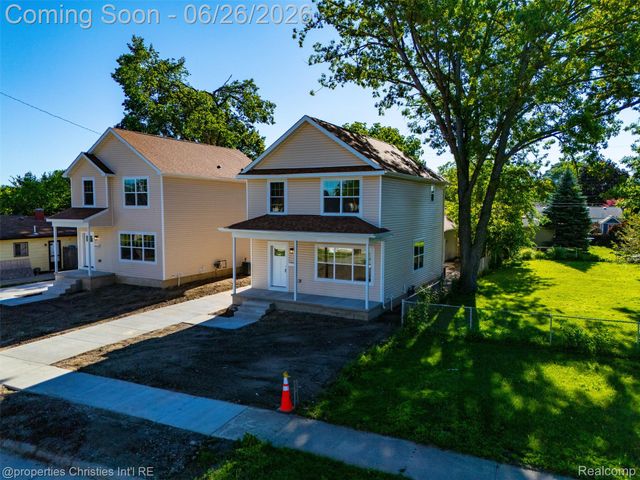 27824 Groveland Street, Madison Heights, MI 48071