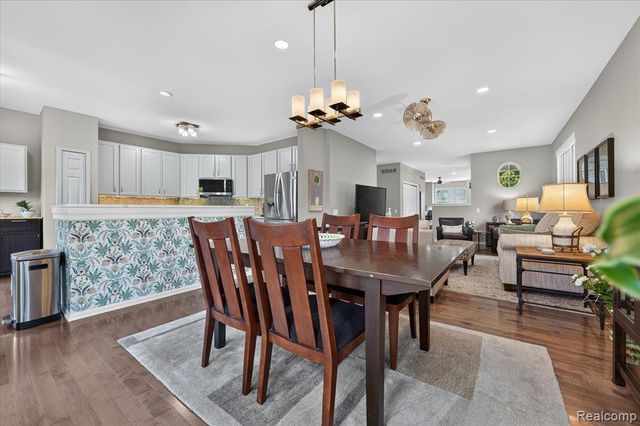 3576 Riverside Drive, Auburn Hills, MI 48326