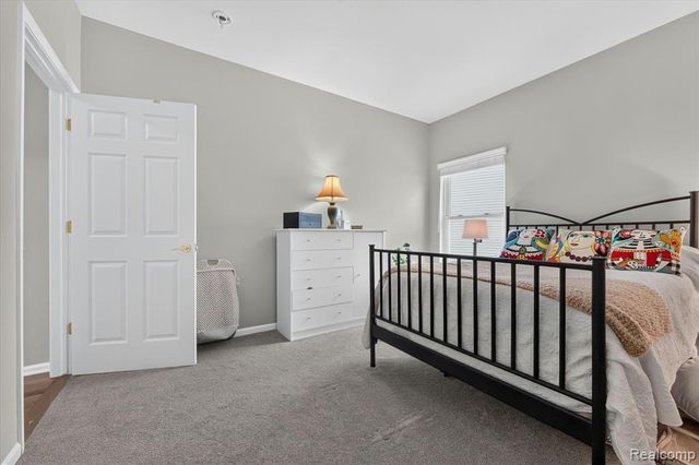 3576 Riverside Drive, Auburn Hills, MI 48326