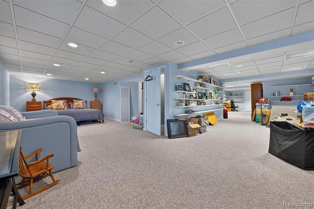 3576 Riverside Drive, Auburn Hills, MI 48326