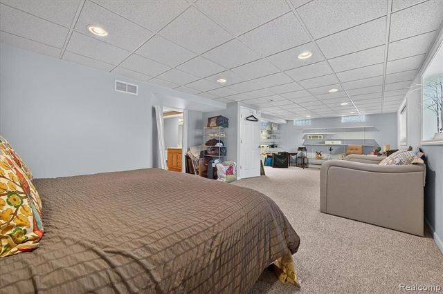 3576 Riverside Drive, Auburn Hills, MI 48326