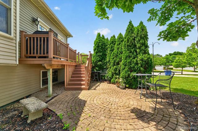 3576 Riverside Drive, Auburn Hills, MI 48326