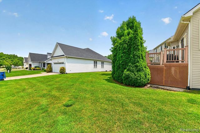 3576 Riverside Drive, Auburn Hills, MI 48326
