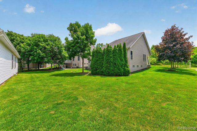 3576 Riverside Drive, Auburn Hills, MI 48326