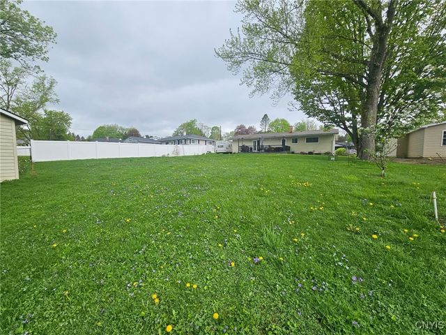 6 Sprucedale Avenue, Whitestown, NY 13492
