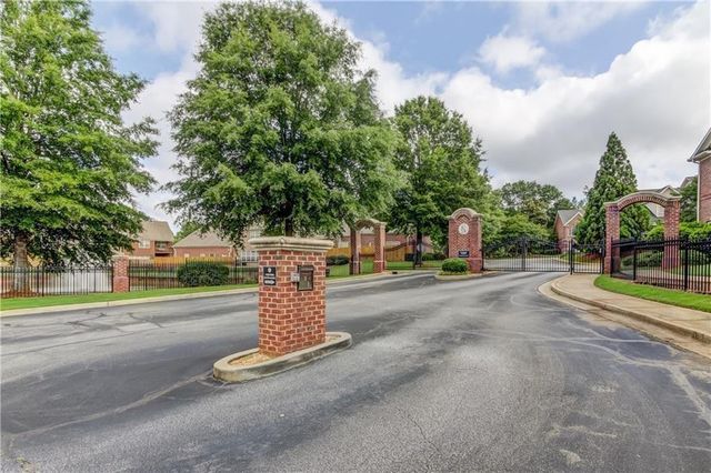 8006 Lexington Drive, Roswell, GA 30075