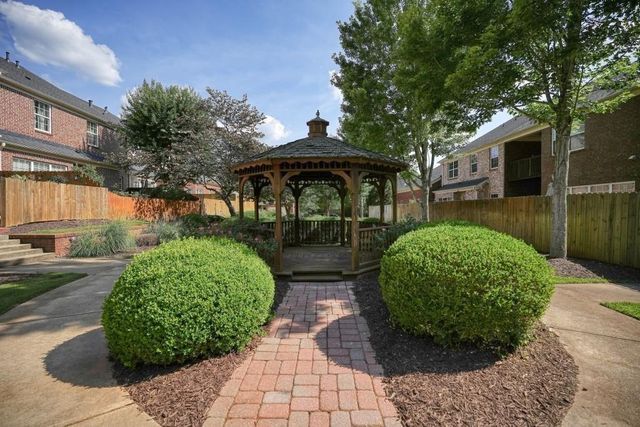 8006 Lexington Drive, Roswell, GA 30075
