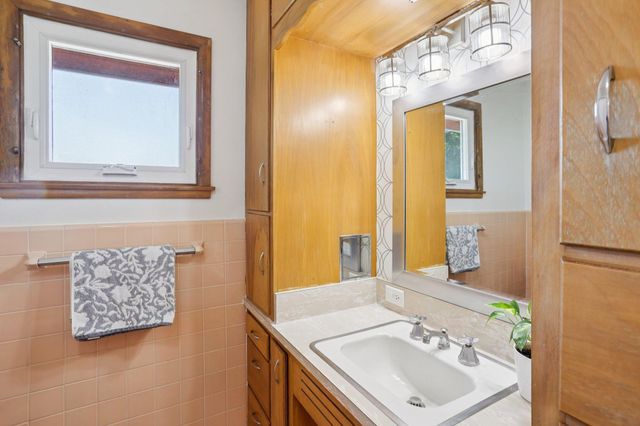 5700 Grandview Boulevard, Mound, MN 55364