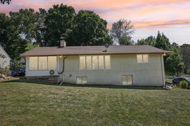 5700 Grandview Boulevard, Mound, MN 55364