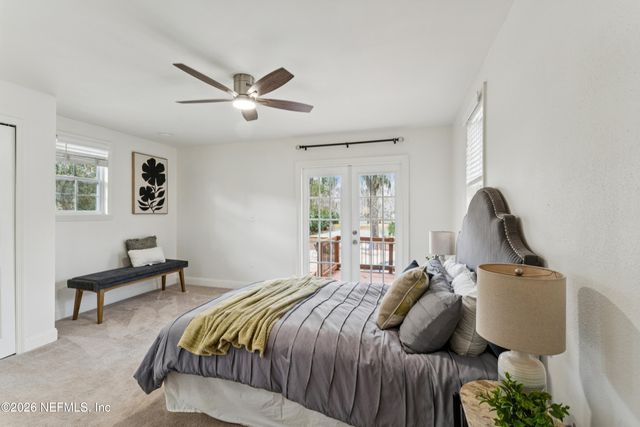 1900 LAKE SHORE Boulevard, Jacksonville, FL 32210