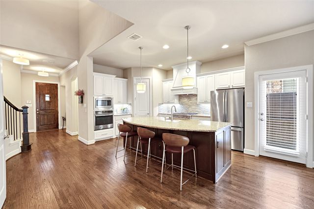 428 King Galloway Drive, Lewisville, TX 75056