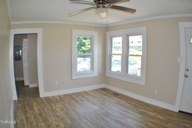 3460 Bloomingdale Road, Kingsport, TN 37660