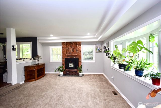42 Ioka Road, Sequim, WA 98382