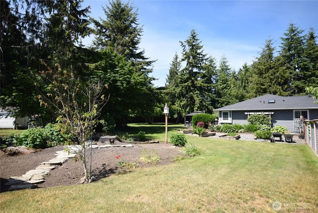 42 Ioka Road, Sequim, WA 98382