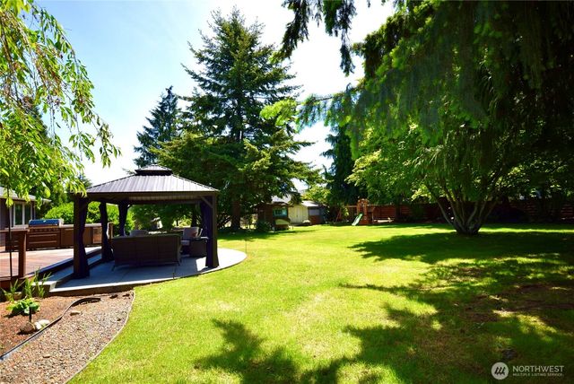 42 Ioka Road, Sequim, WA 98382