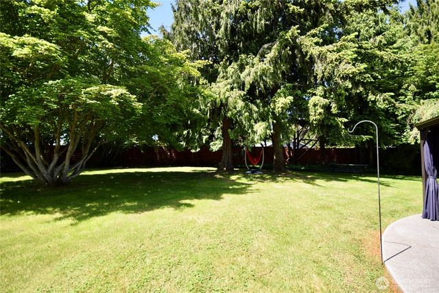 42 Ioka Road, Sequim, WA 98382