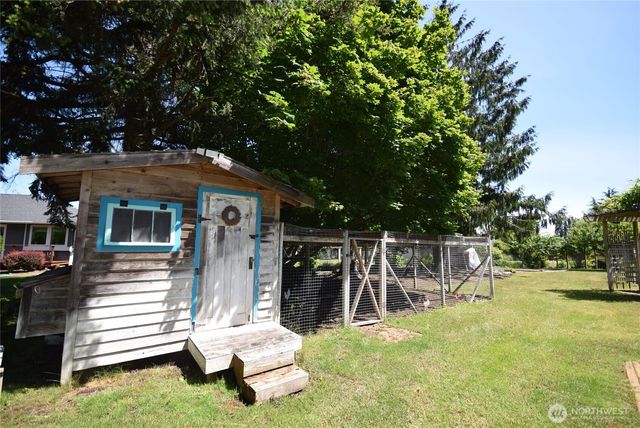42 Ioka Road, Sequim, WA 98382