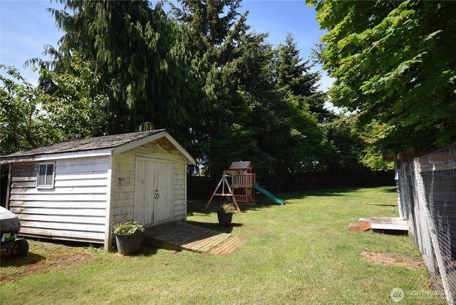42 Ioka Road, Sequim, WA 98382