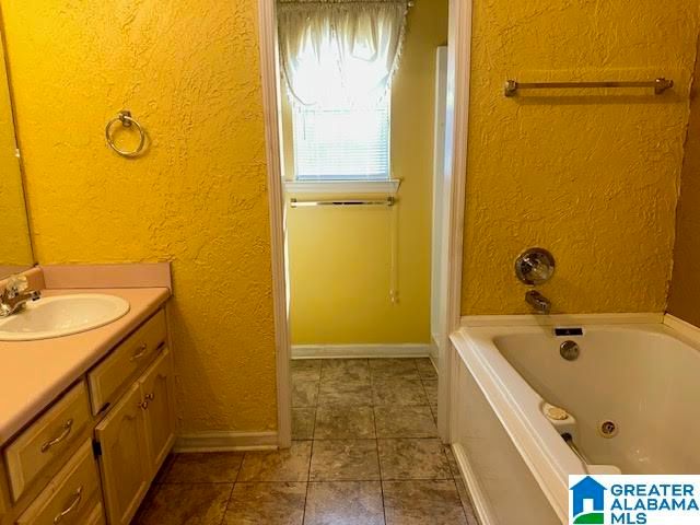 19985 EASTERN VALLEY ROAD, Woodstock, AL 35188