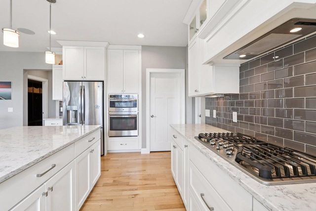 6211 Amethyst Drive, Waunakee, WI 53597