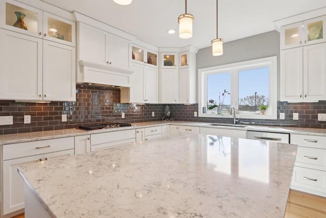 6211 Amethyst Drive, Waunakee, WI 53597