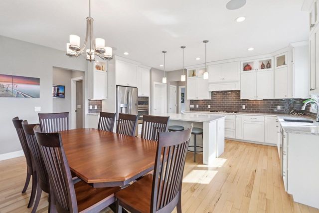 6211 Amethyst Drive, Waunakee, WI 53597