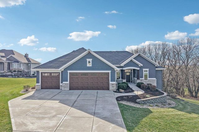 6211 Amethyst Drive, Waunakee, WI 53597