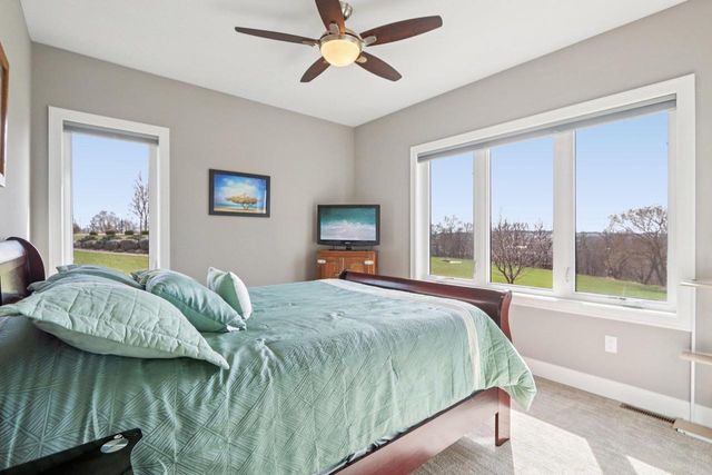 6211 Amethyst Drive, Waunakee, WI 53597