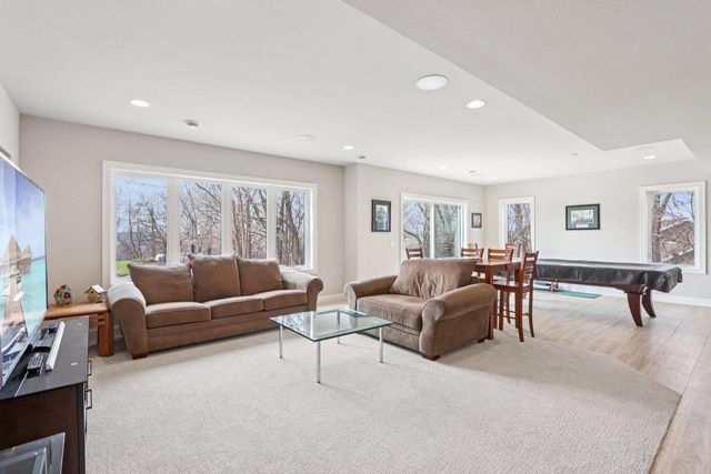 6211 Amethyst Drive, Waunakee, WI 53597