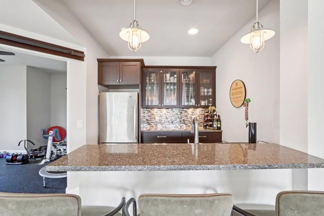 6211 Amethyst Drive, Waunakee, WI 53597