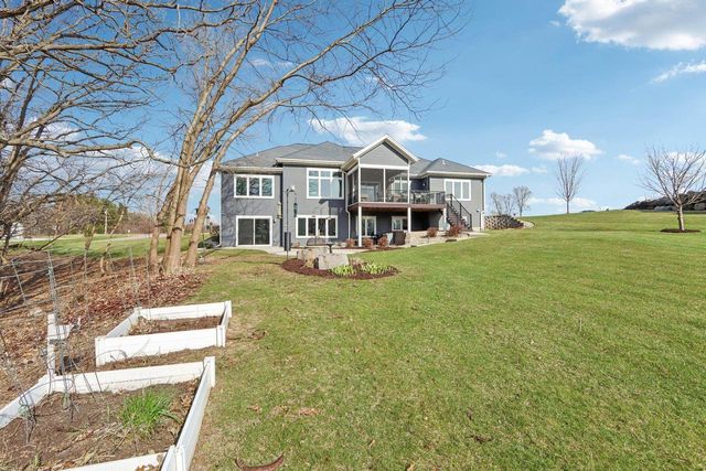 6211 Amethyst Drive, Waunakee, WI 53597