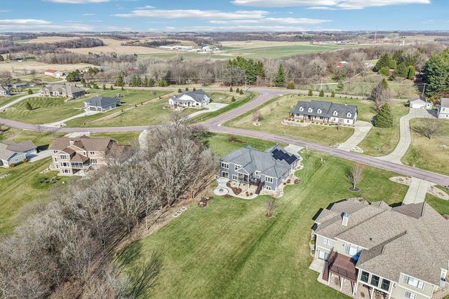 6211 Amethyst Drive, Waunakee, WI 53597