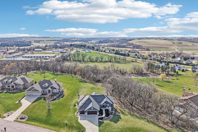 6211 Amethyst Drive, Waunakee, WI 53597