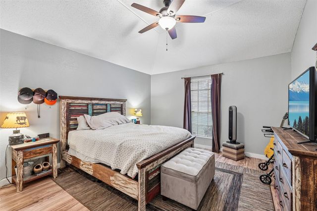 510 Maybrook DR, Buda, TX 78610