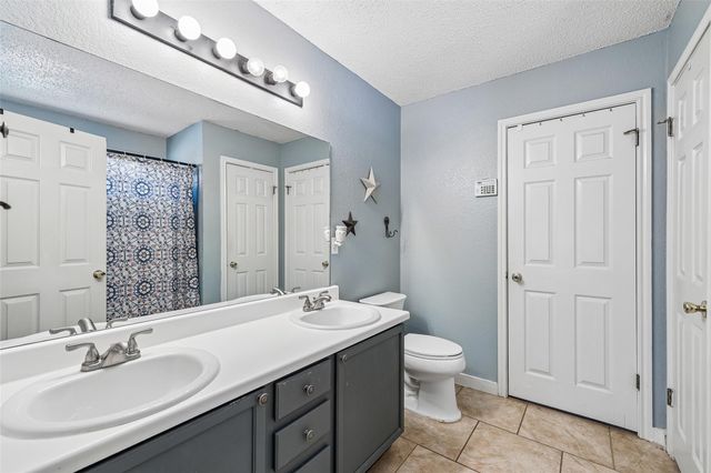 510 Maybrook DR, Buda, TX 78610