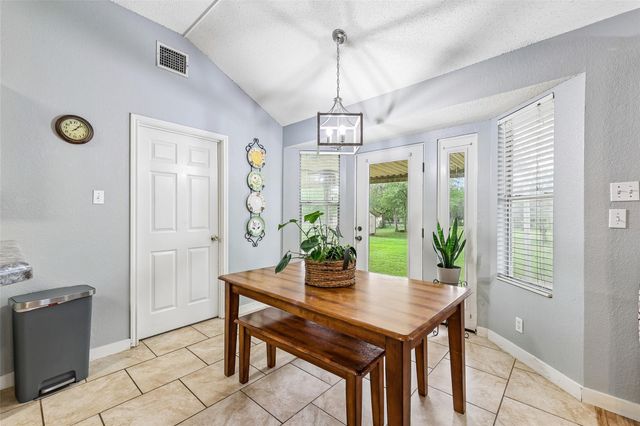 510 Maybrook DR, Buda, TX 78610