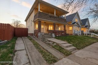 2927 Stickney Avenue, Toledo, OH 43608