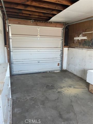 979 W Nicolet, Banning, CA 92220