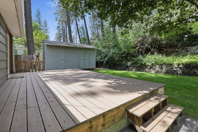 7205 N Country Homes Blvd, Spokane, WA 99208