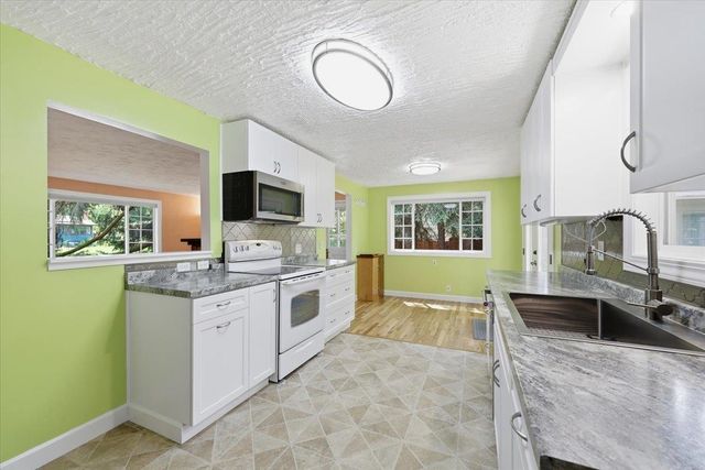 7205 N Country Homes Blvd, Spokane, WA 99208