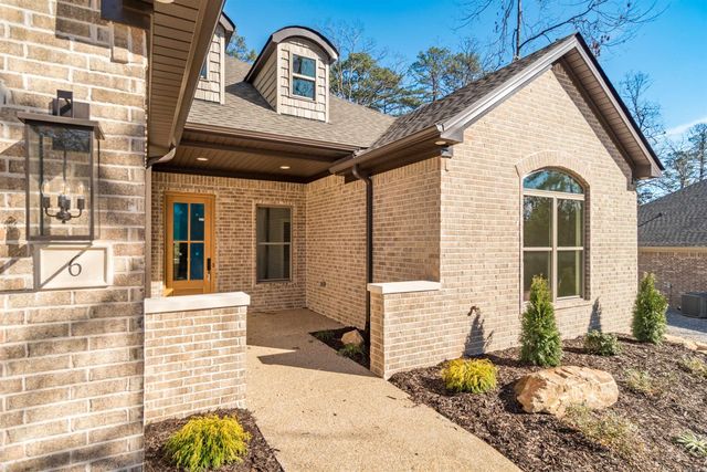 6 Acambaro Place, Hot Springs Village, AR 71909